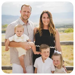 Chiropractor Fishers IN Nathan & Caitlin Ziegler With Family